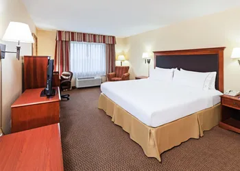 Holiday Inn Express Hotel & Suites Laredo-Event Center Area by IHG hotel thumbnail 7
