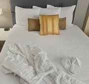 Best Western Premier Calgary Plaza Hotel & Conference Centre hotel detail image 4