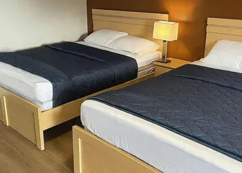 Inn On Pim hotel thumbnail 8
