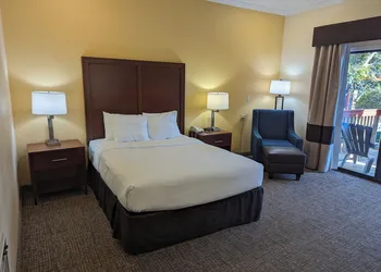 Comfort Inn Monterey Peninsula Airport hotel thumbnail 5
