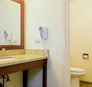 Comfort Inn Monterey Peninsula Airport hotel detail image 7