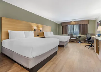 Best Western Plus Ottawa City Centre hotel thumbnail 3
