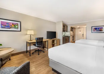 Best Western Plus Ottawa City Centre hotel thumbnail 8