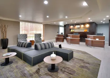 Courtyard by Marriott Charlotte Airport LoSo hotel thumbnail 3