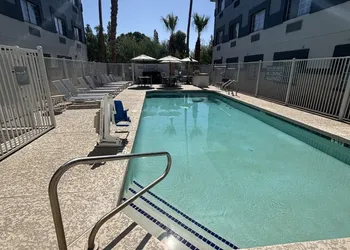 Spark by Hilton Tempe Phoenix Airport hotel thumbnail 4