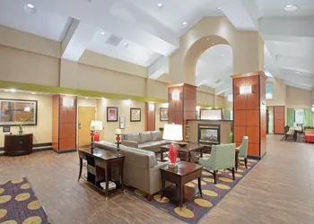 Hampton Inn & Suites Kansas City-Merriam hotel thumbnail 3