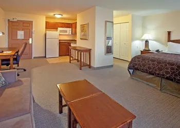Staybridge Suites Albuquerque - Airport by IHG hotel thumbnail 4