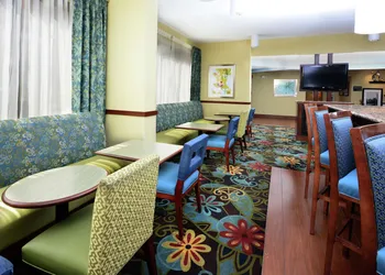 Hampton Inn Charlotte North / Lake Norman hotel thumbnail 2