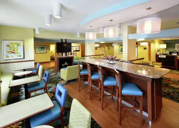 Hampton Inn Charlotte North / Lake Norman hotel thumbnail 3