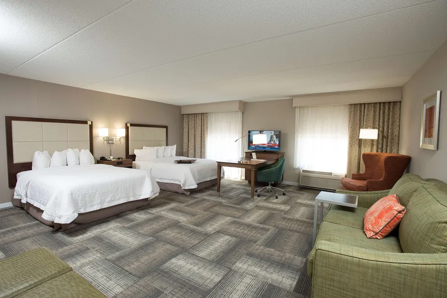 Hampton Inn & Suites Cincinnati-Union Center hotel detail image 6