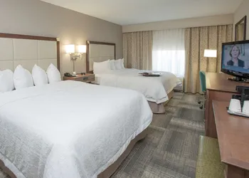 Hampton Inn & Suites Cincinnati-Union Center hotel thumbnail 7