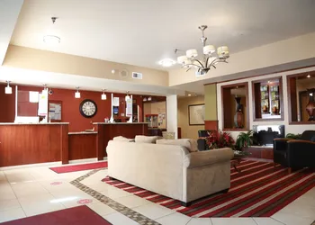 Ramada by Wyndham Fresno Northwest hotel thumbnail 5
