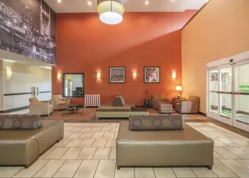 La Quinta Inn & Suites by Wyndham Smyrna TN - Nashville hotel thumbnail 3