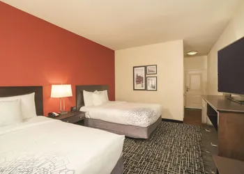 La Quinta Inn & Suites by Wyndham Smyrna TN - Nashville hotel thumbnail 5