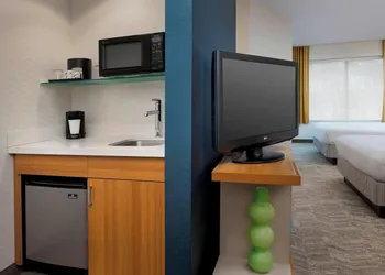 SpringHill Suites Alexandria hotel thumbnail 8
