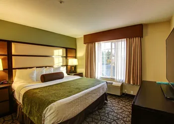 Best Western Plus Vancouver Mall Dr. Hotel & Suites hotel thumbnail 3