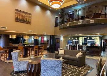 Best Western Plus KC Speedway Inn & Suites hotel thumbnail 2
