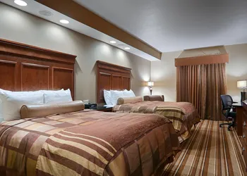 Best Western Plus KC Speedway Inn & Suites hotel thumbnail 6