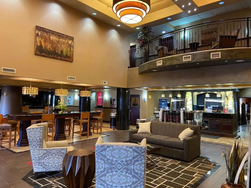 Best Western Plus KC Speedway Inn & Suites hotel detail image 2
