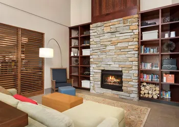 Country Inn & Suites by Radisson, Middleton - Madison West hotel thumbnail 3
