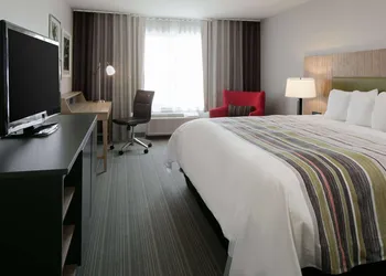 Country Inn & Suites by Radisson, Middleton - Madison West hotel thumbnail 6