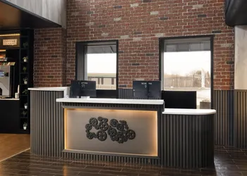 Aiden by Best Western Newark Airport hotel thumbnail 6