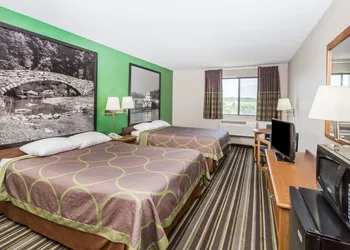 Super 8 by Wyndham Sioux City South hotel thumbnail 4