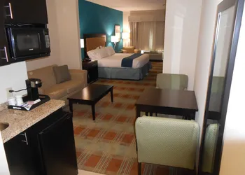 Holiday Inn Express Hotel & Suites Houston NW-Brookhollow by IHG hotel thumbnail 7