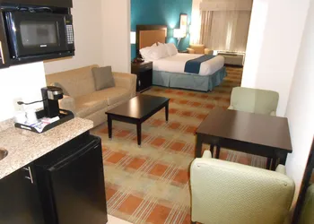 Holiday Inn Express Hotel & Suites Houston NW-Brookhollow by IHG hotel thumbnail 8
