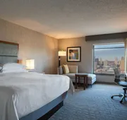 Sheraton Kansas City Hotel at Crown Center hotel detail image 5