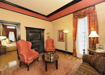 Old Mill Toronto hotel thumbnail 7