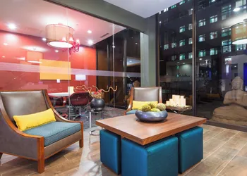 Fairfield Inn & Suites by Marriott Charlotte Uptown hotel thumbnail 3