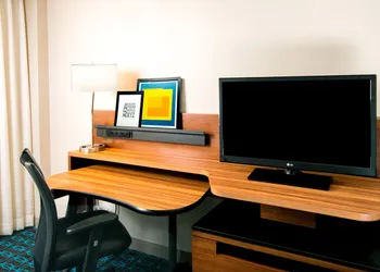 Fairfield Inn & Suites by Marriott Charlotte Uptown hotel thumbnail 6