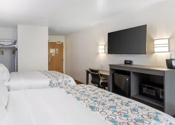 SureStay Plus Hotel by Best Western Niagara Falls East hotel thumbnail 8