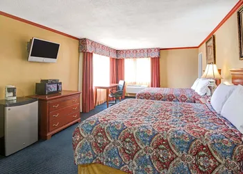 Days Inn by Wyndham Albuquerque Downtown hotel thumbnail 3