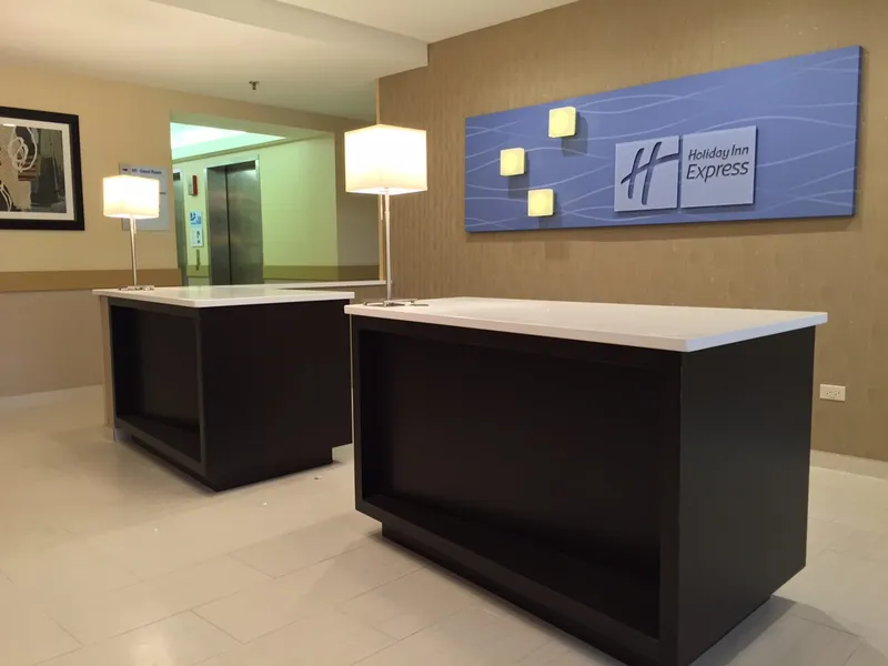 Holiday Inn Express Chicago NW - Arlington Heights by IHG hotel detail image 2