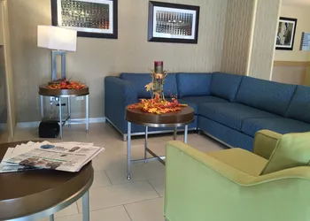 Holiday Inn Express Chicago NW - Arlington Heights by IHG hotel thumbnail 4