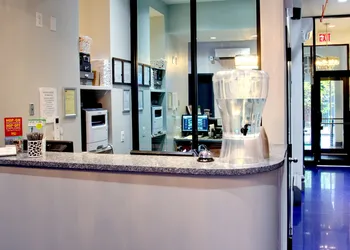 Chelsea Inn hotel thumbnail 5