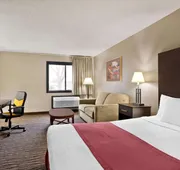 Baymont by Wyndham Sioux Falls West (67058) Sioux/ Near Airport hotel detail image 3