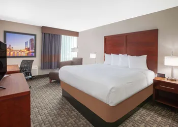 Baymont Inn & Suites Grand Rapids Near Downtown hotel thumbnail 4