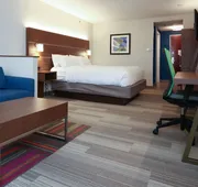 Holiday Inn Express Hotel & Suites Cincinnati Se Newport by IHG hotel detail image 3