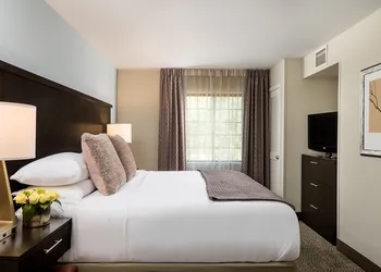 Staybridge Suites Chantilly - Dulles Airport by IHG hotel thumbnail 6