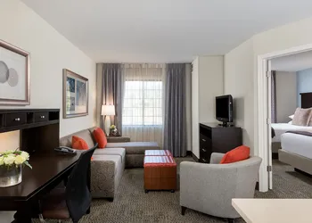 Staybridge Suites Chantilly - Dulles Airport by IHG hotel thumbnail 8