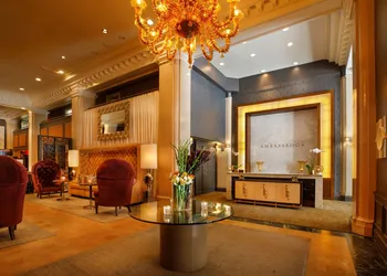 Ambassador Hotel Kansas City, Autograph Collection hotel thumbnail 2