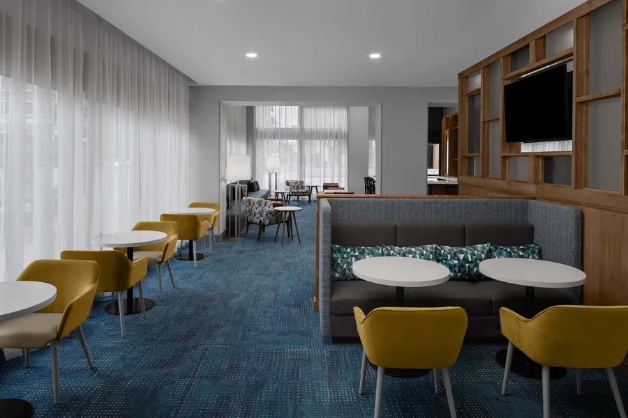 Hampton Inn Cleveland-Downtown hotel detail image 2