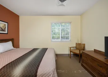Affordable Suites Fredericksburg hotel thumbnail 3