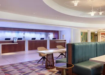 Miami Airport Marriott hotel thumbnail 2