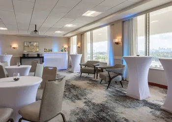 Miami Airport Marriott hotel thumbnail 4