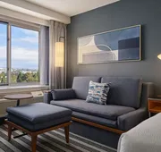 Courtyard by Marriott Culver City Los Angeles hotel detail image 4
