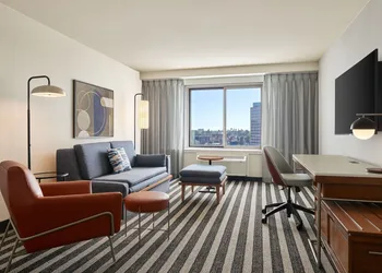 Courtyard by Marriott Culver City Los Angeles hotel thumbnail 7